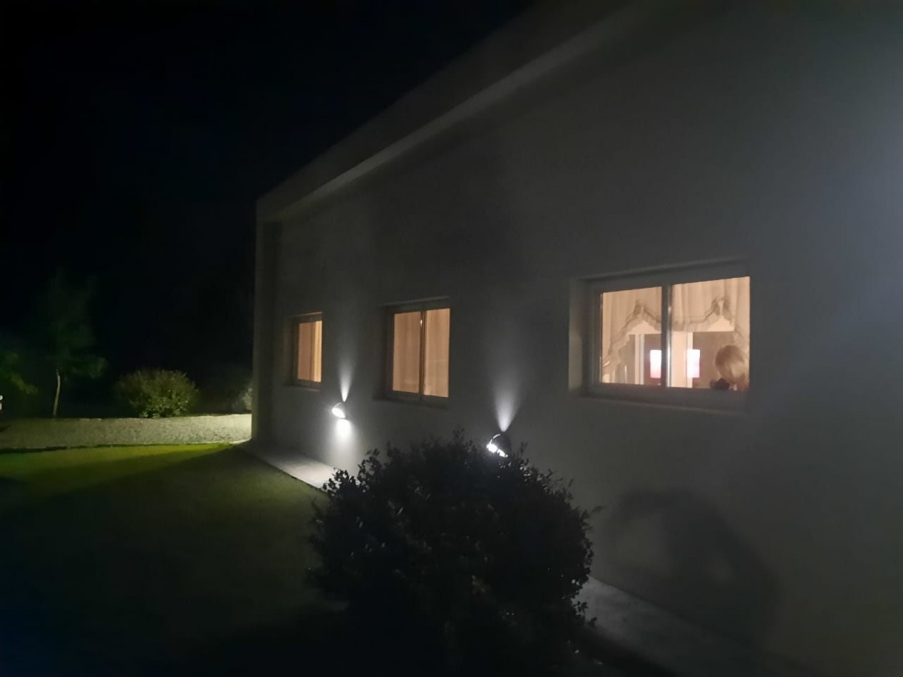 Hermosa Casa B° Lawt Tenis en Veronica 