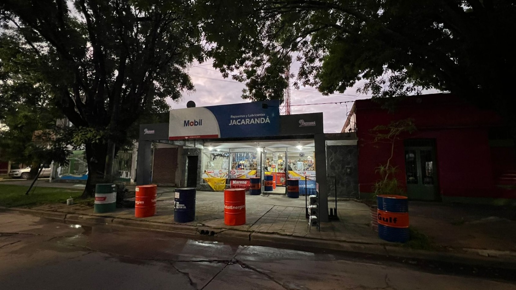 VENTA Local Comercial En Veronica K-1176