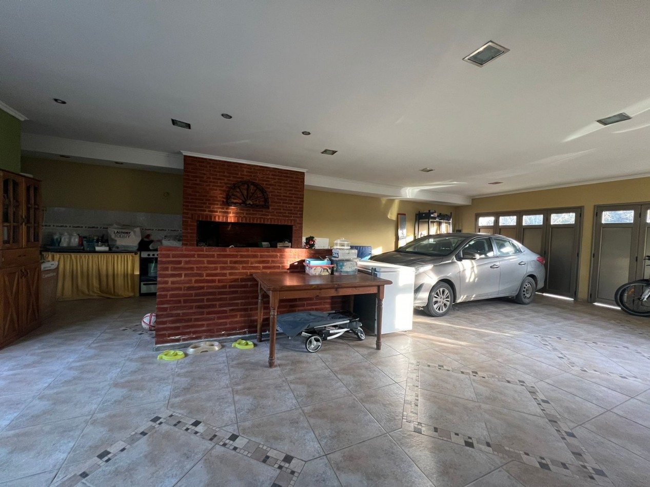 CASA - VENTA - IMPECABLE VERONICA K-1193