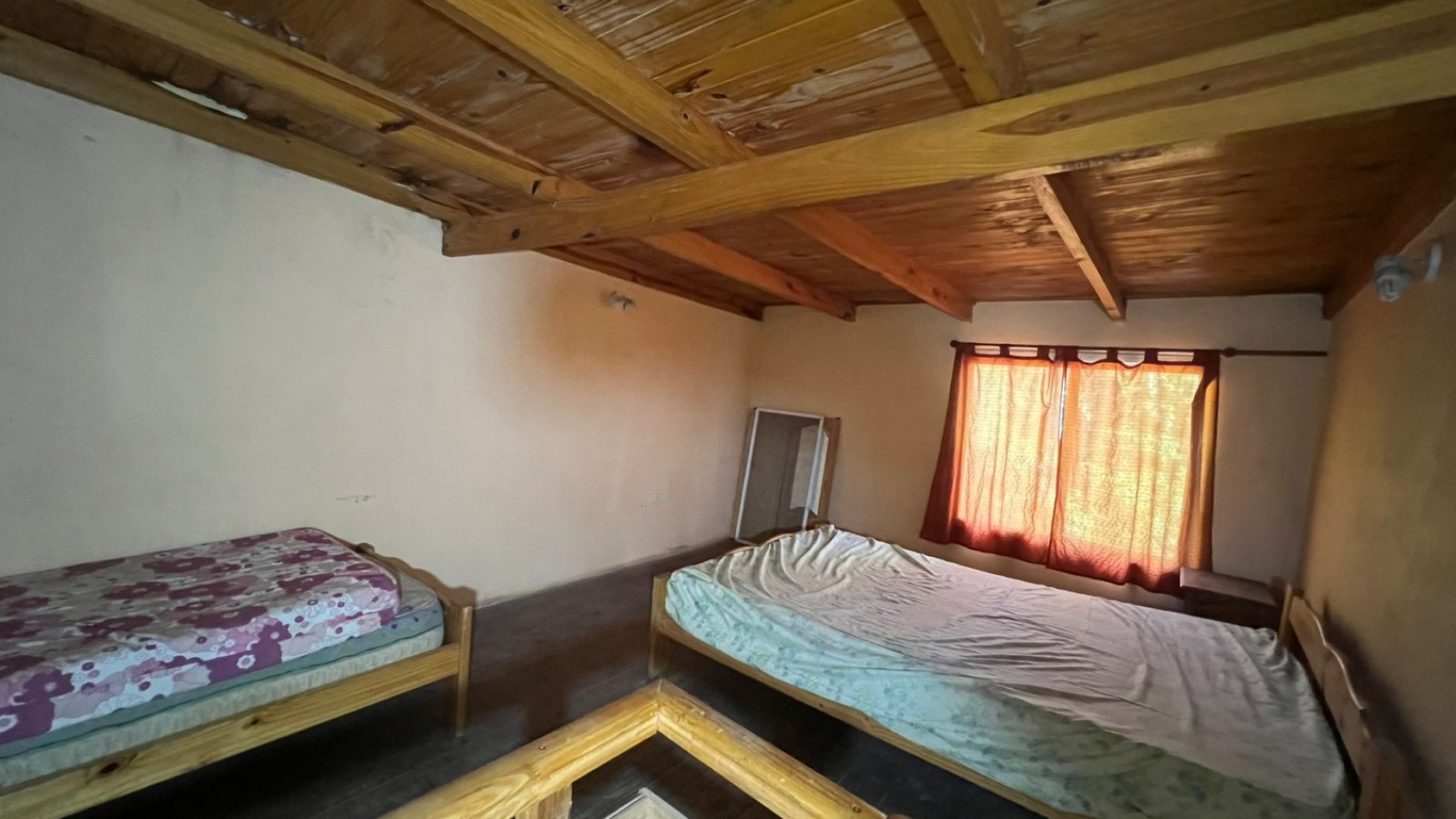  3 DUPLEX + CABAÑA - VENTA - en PUNTA DEL INDIO  (bajamos le precio)