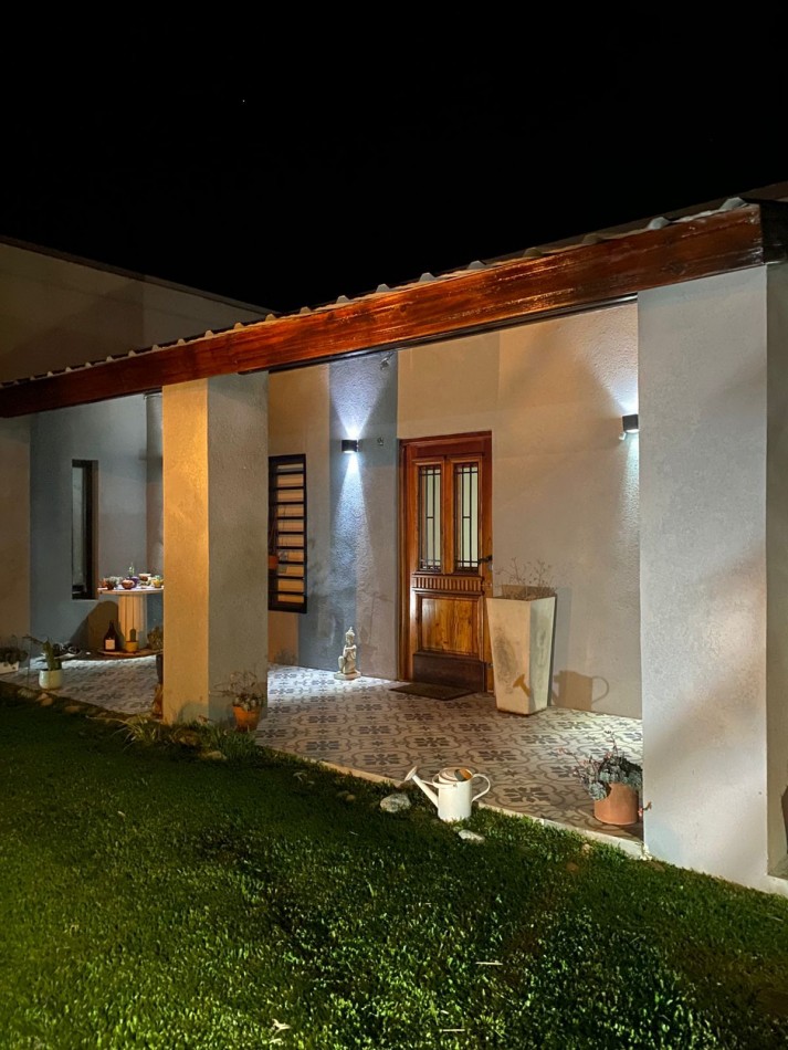 VENTA CASA VERONICA CON PISCINA K-1203