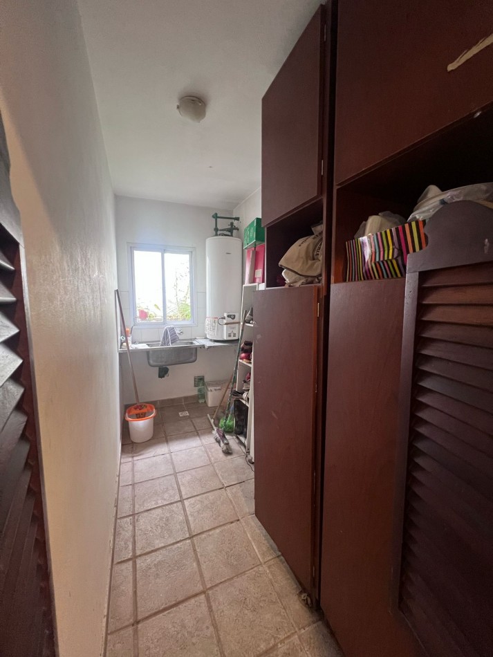 VENDE CASA VERONICA CENTRO K-1207