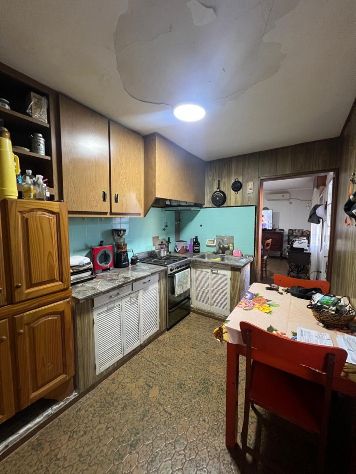 VENTA CASA  CON LOCAL VERONICA - PUNTA INDIO K-1212