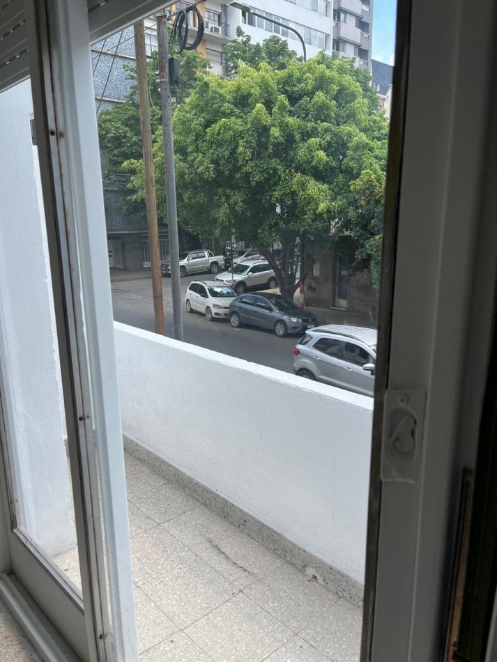 VENTA - MONOAMBIENTE -  ZONA FACULTAD LA PLATA