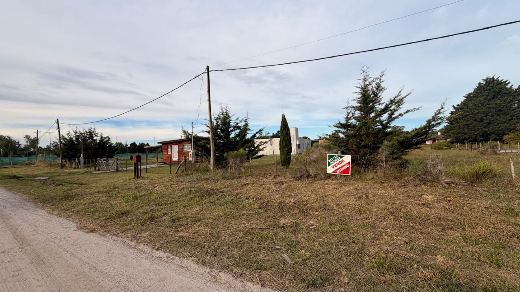 VENTA LOTE 700M² OPORTUNIDAD - VERONICA - T-815