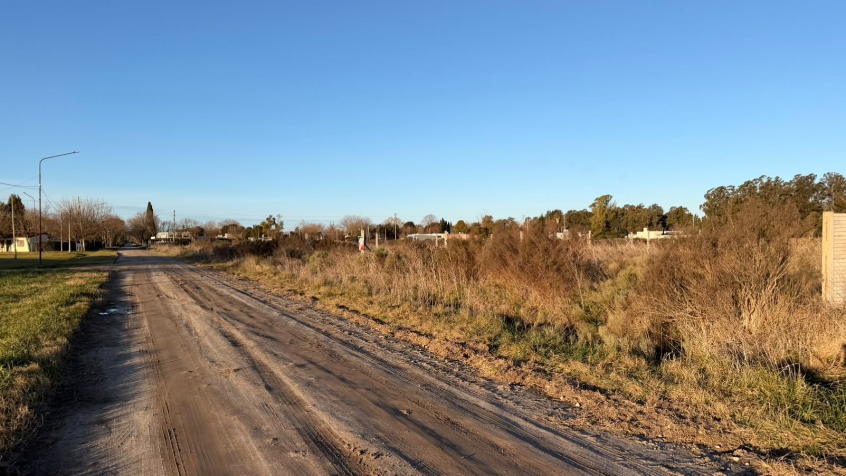 OPORTUNIDAD VENTA 2 LOTES -VERONICA T-758