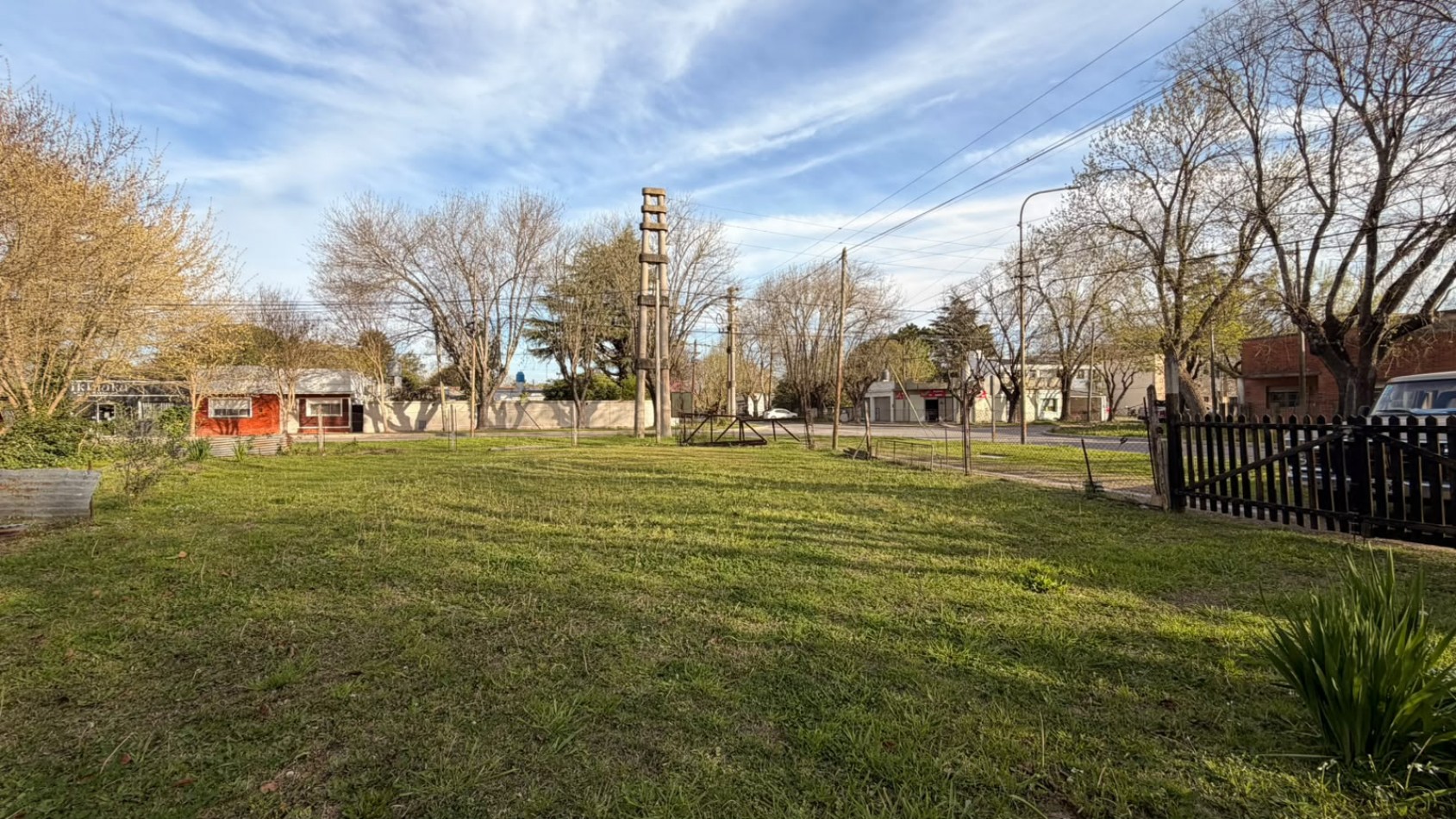 VENTA LOTE ESQUINA VERONICA T-827