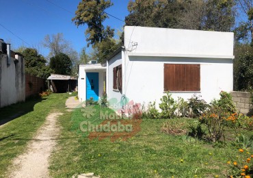 VENTA Casa En Veronica Lote 10 X 60 K-1140