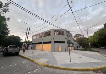 VENTA LOCAL 224m² A ESTRENAR VERONICA 